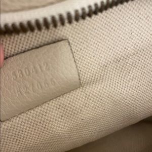 Gucci 530412 logo leather waist bag Fanny pack.